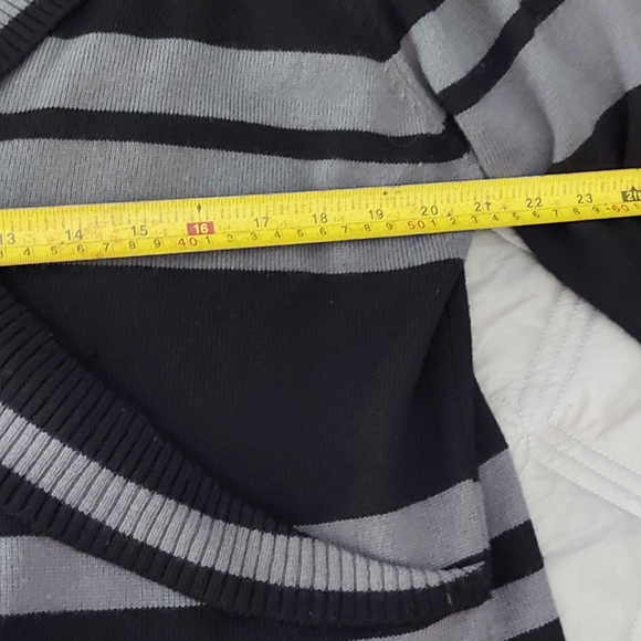 Gorgeous Fall Tunic Sweater - Picture 4 of 6